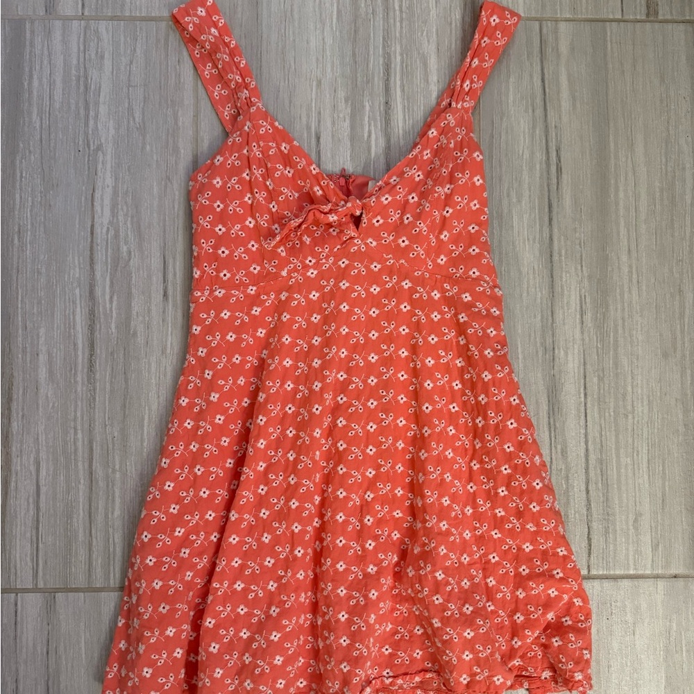 floral sleeveless mini dress
